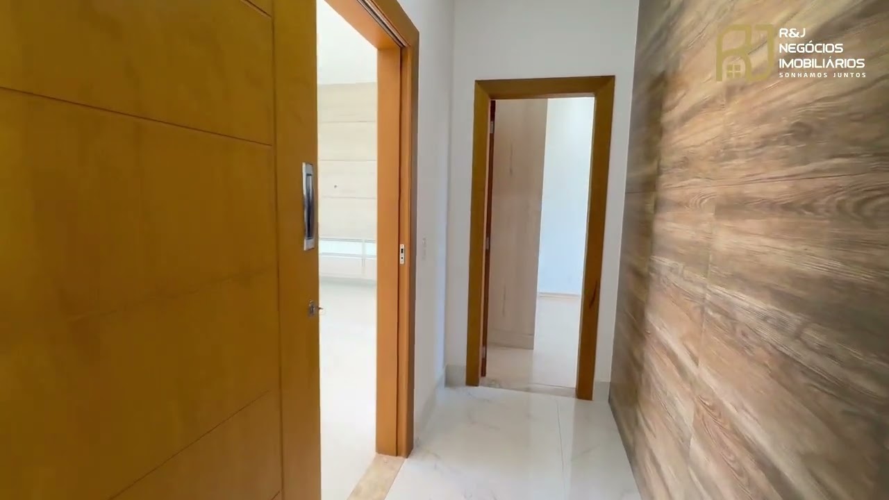 Casa Linear &agrave; Venda Alto Padr&atilde;o Piscina 4 Quartos 2 Su&iacute;tes 6 Vagas Energia Fotovoltaica Gran Park