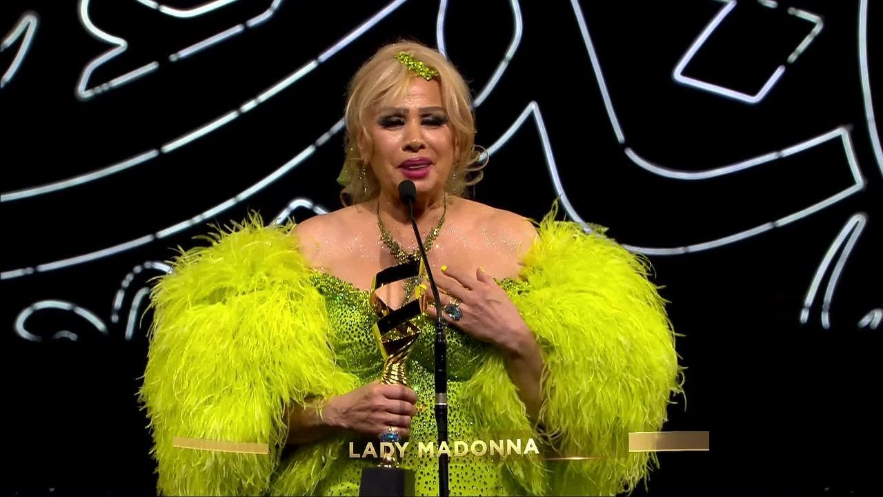 تكريم ليدي مادونا في الدورة الخامسة من The EmiGala❤