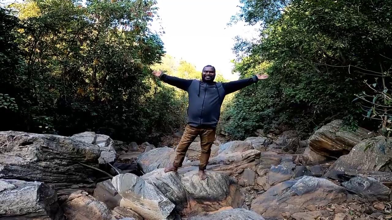Hidden WaterFall !! ChainGutiya!! patratu Ranchi (jharkhand)