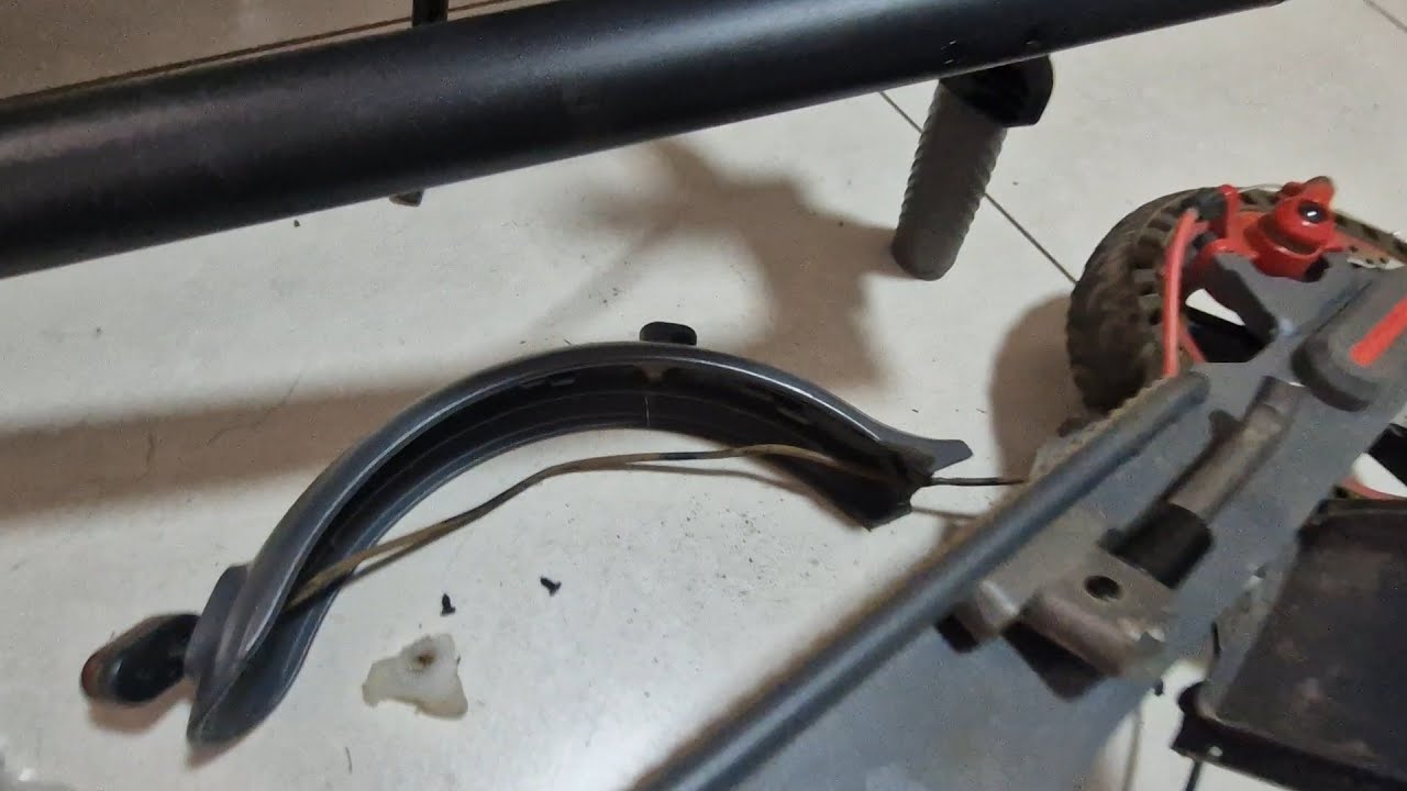 Como trocar o paralama do patinete Foston S09 Pro e pôr o suporte (do paralama)
