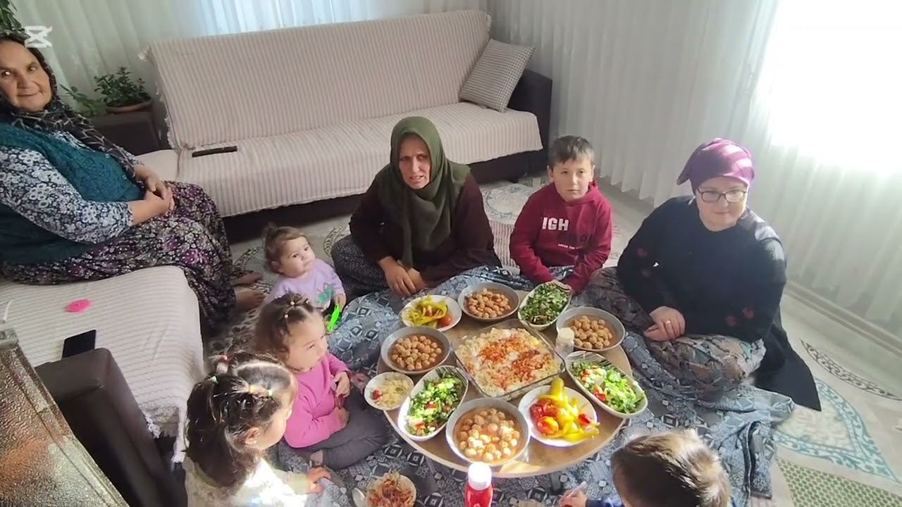 Rumeysam MESULEM Nazanin. ev hayirlisina gittik neler neler hazırlamış ellerine sağlık Nazanim