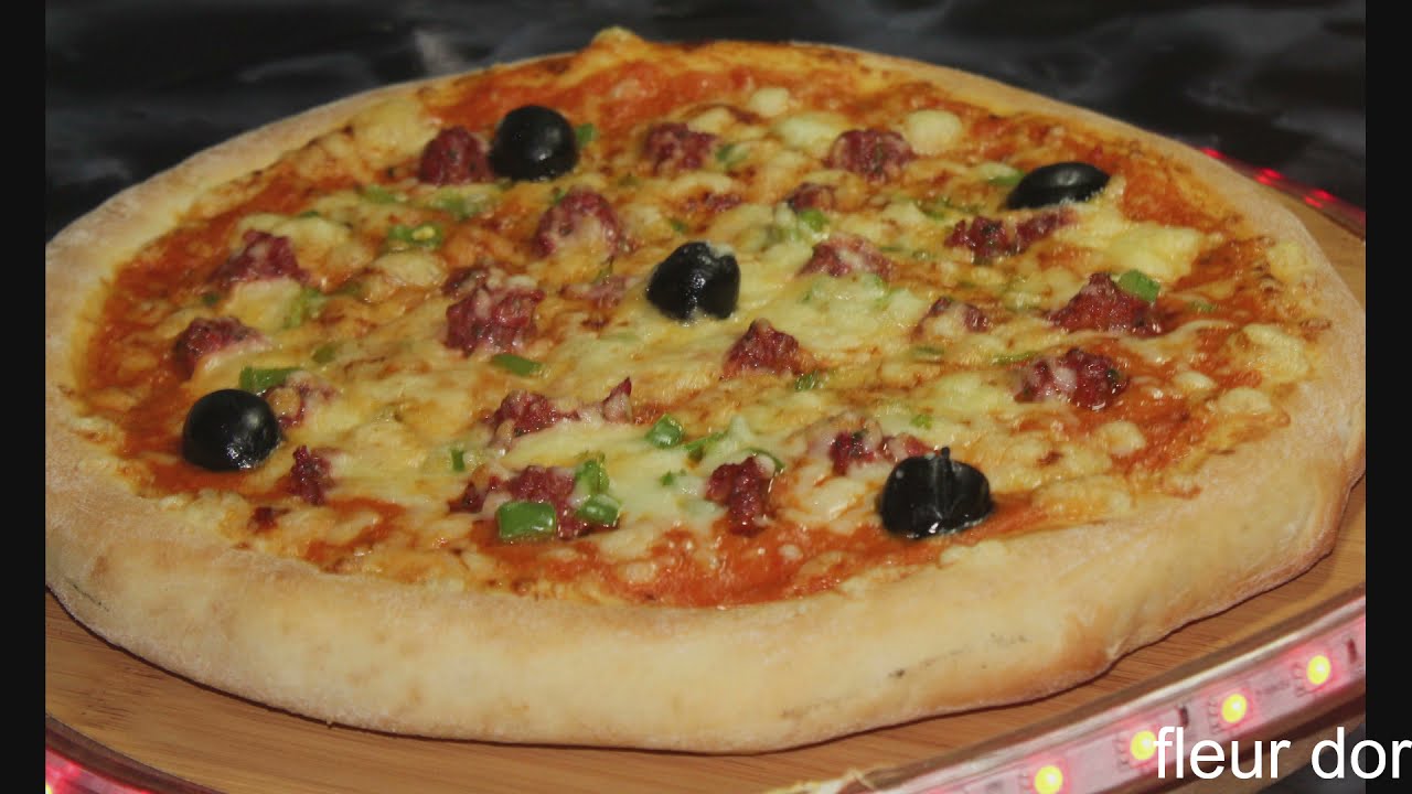 Recette La Vraie PIZZA NAPOLITAINE بيتزا سبيسيال 🍕 بكل اسرار العجينةمع صلصة طماطم وصلصة الكرام فراش
