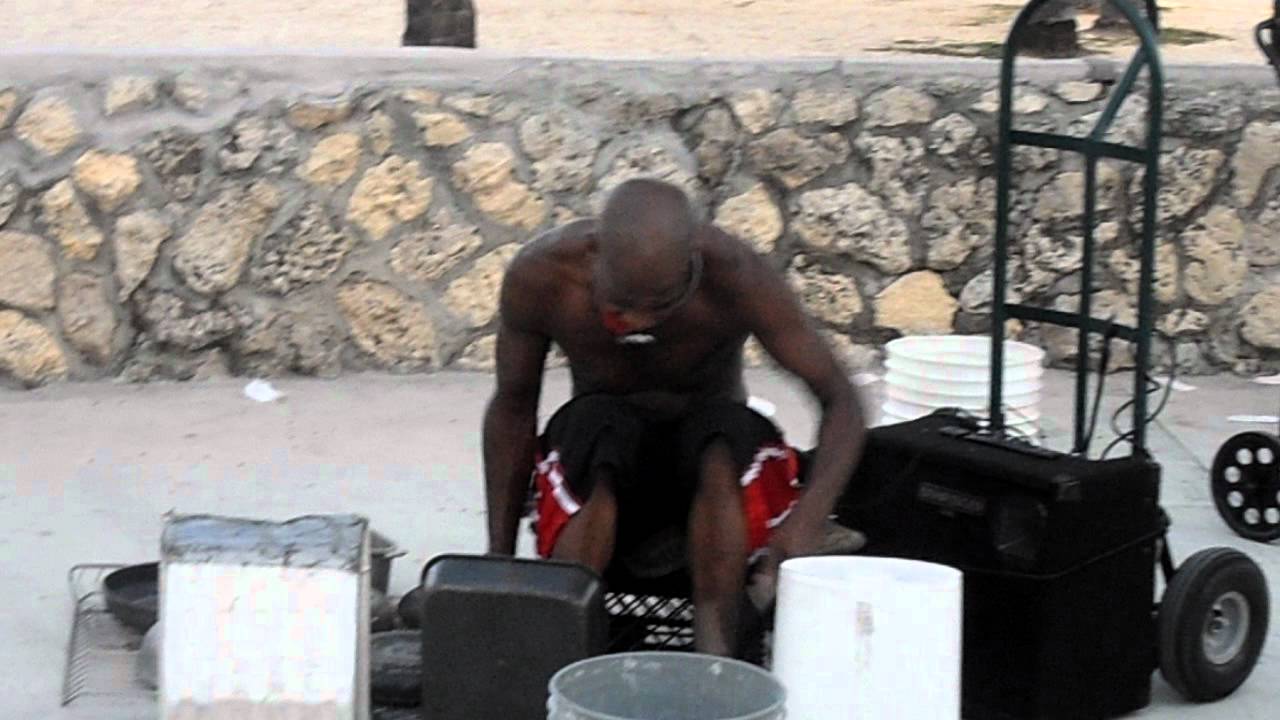 Miami Beach street music
