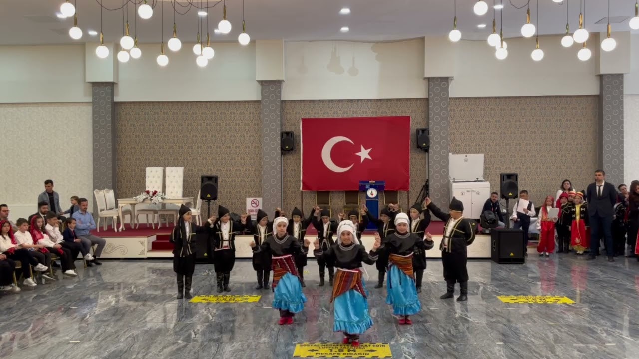 Seben Atatürk İlkokulu 2/B Sınıfı-Cilveloy Gösterisi 23 Nisan 2025