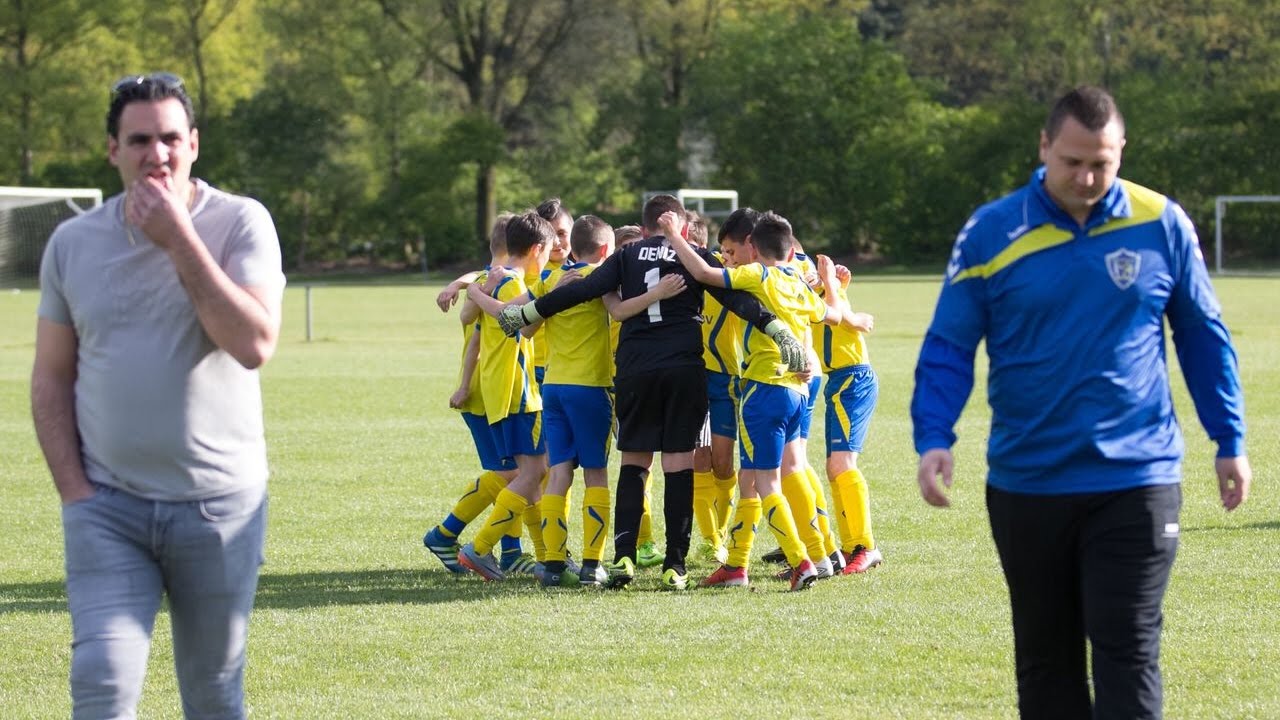 Samenvatting csv Apeldoorn - Veluwezoom (JO11-1 - kampioenswedstrijd)