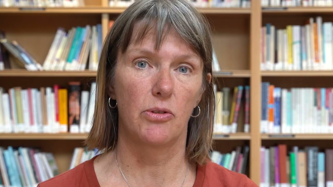 Kathleen Jamie reads Violet Jacob's poem Wild Geese
