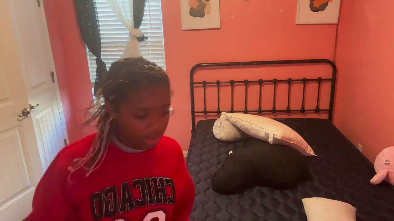 Preteen Room Cleaning. Help Me!!!