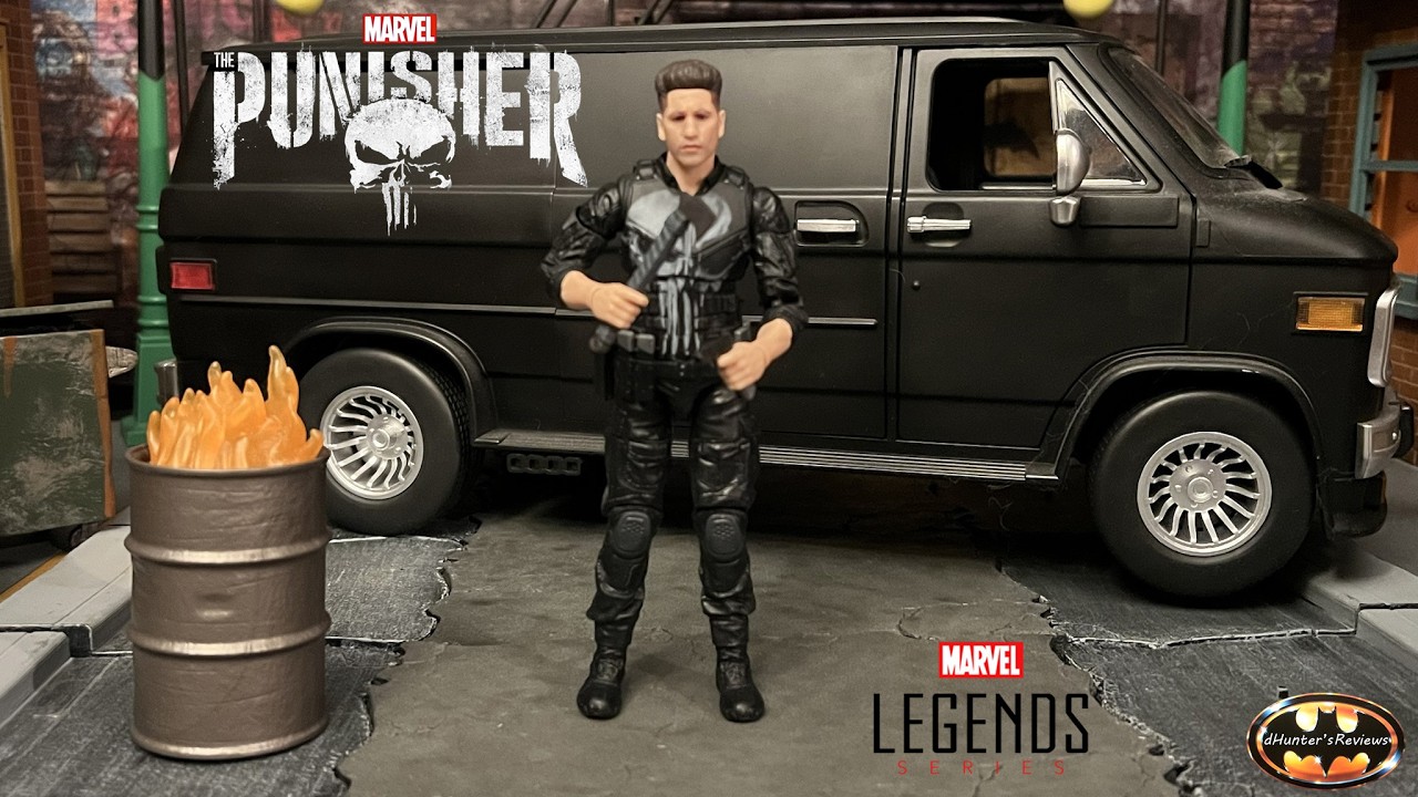 Обзор и сравнение фигурок Hasbro Marvel Legends &laquo;Каратель&raquo; (Джон Бернтал) из серии &laquo;Сорвиголова&raquo; ...