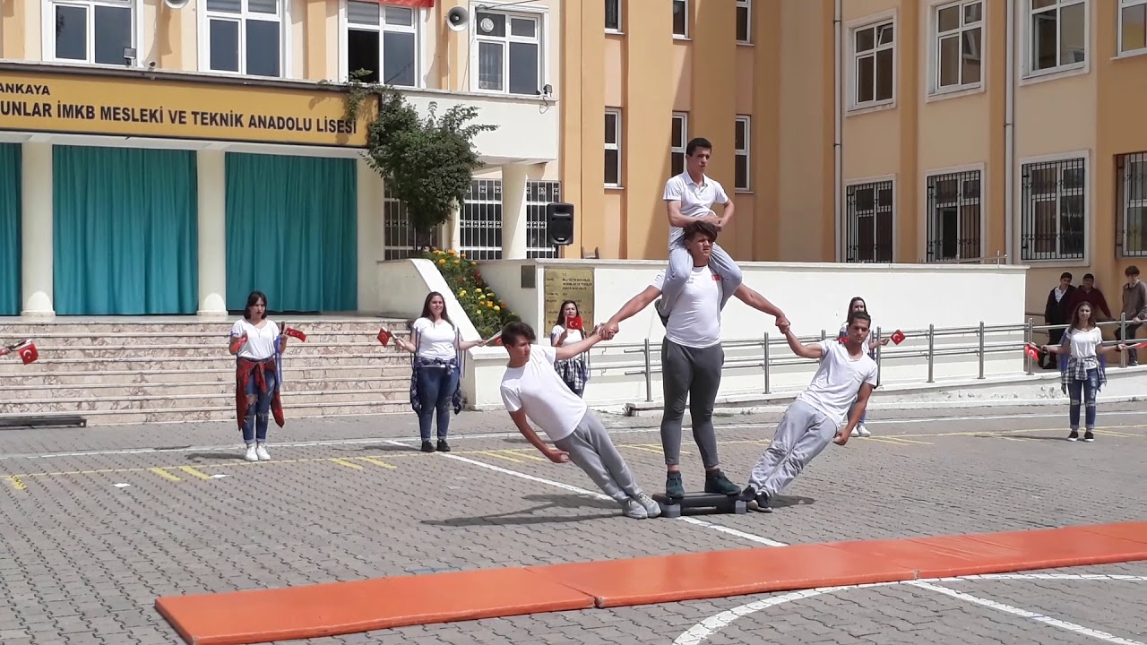 19 mayis erkek ogrenci gosterisi