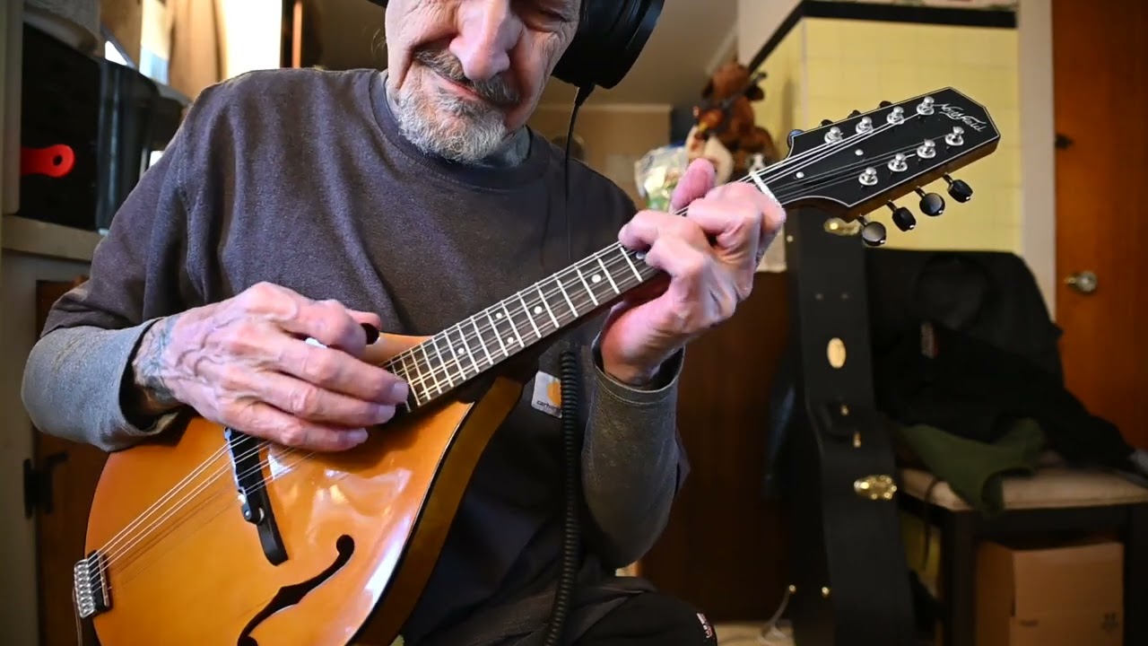 Peace In The Valley ( Mandolin )