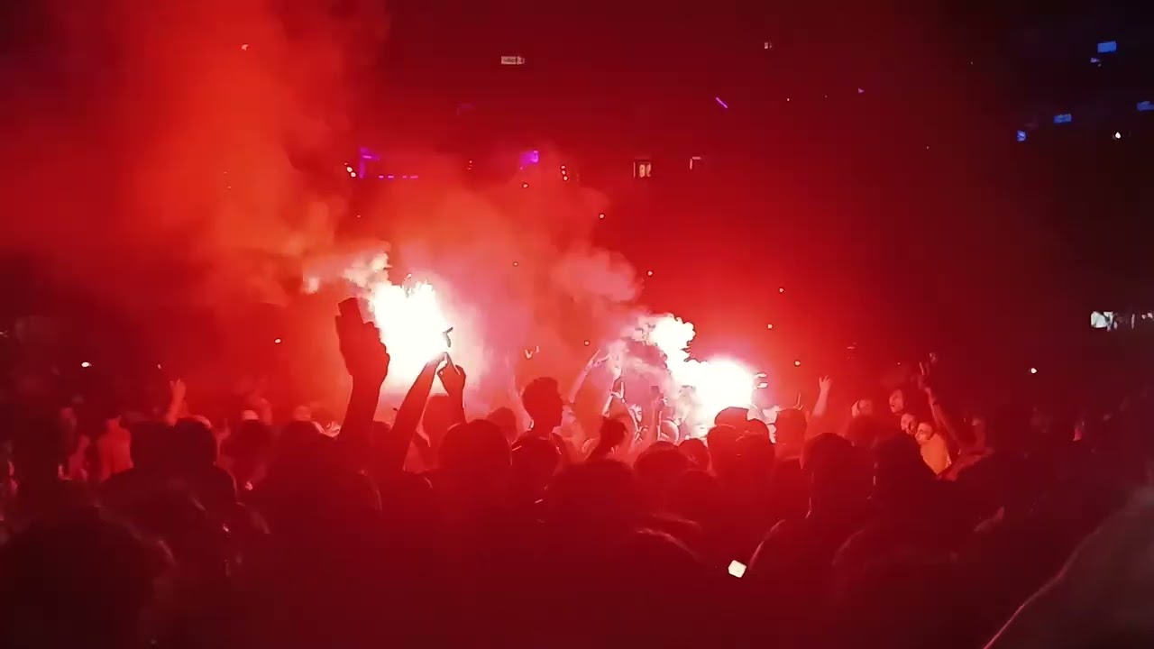 Limp Bizkit - My Way Live São Paulo 2025 (MOSH CAM)