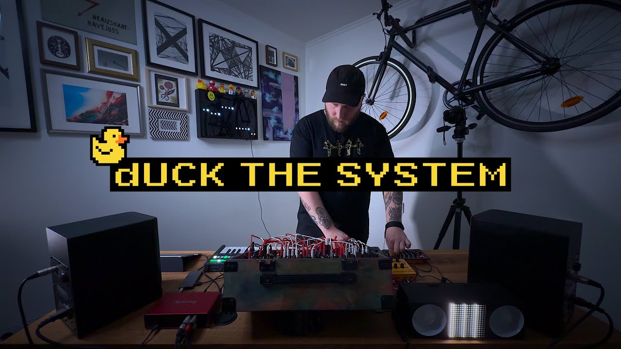 Acid hardware jam // Roland T-8, S-1, Erica Synths LXR Drum Module, Bassline, Arturia Keystep PRO