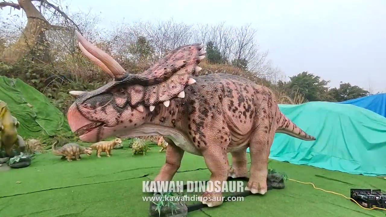 Realistic Dinosaur Animatronic Triceratops Life Size Dinosaur Statue for Jurassic World