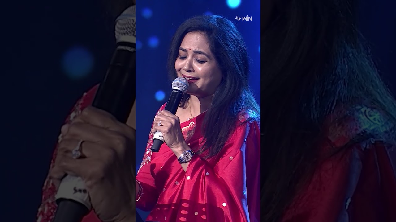 #shorts - Sunitha Singing Performance at ETV&rsquo;s 30-Year Celebration | #ETV@30
