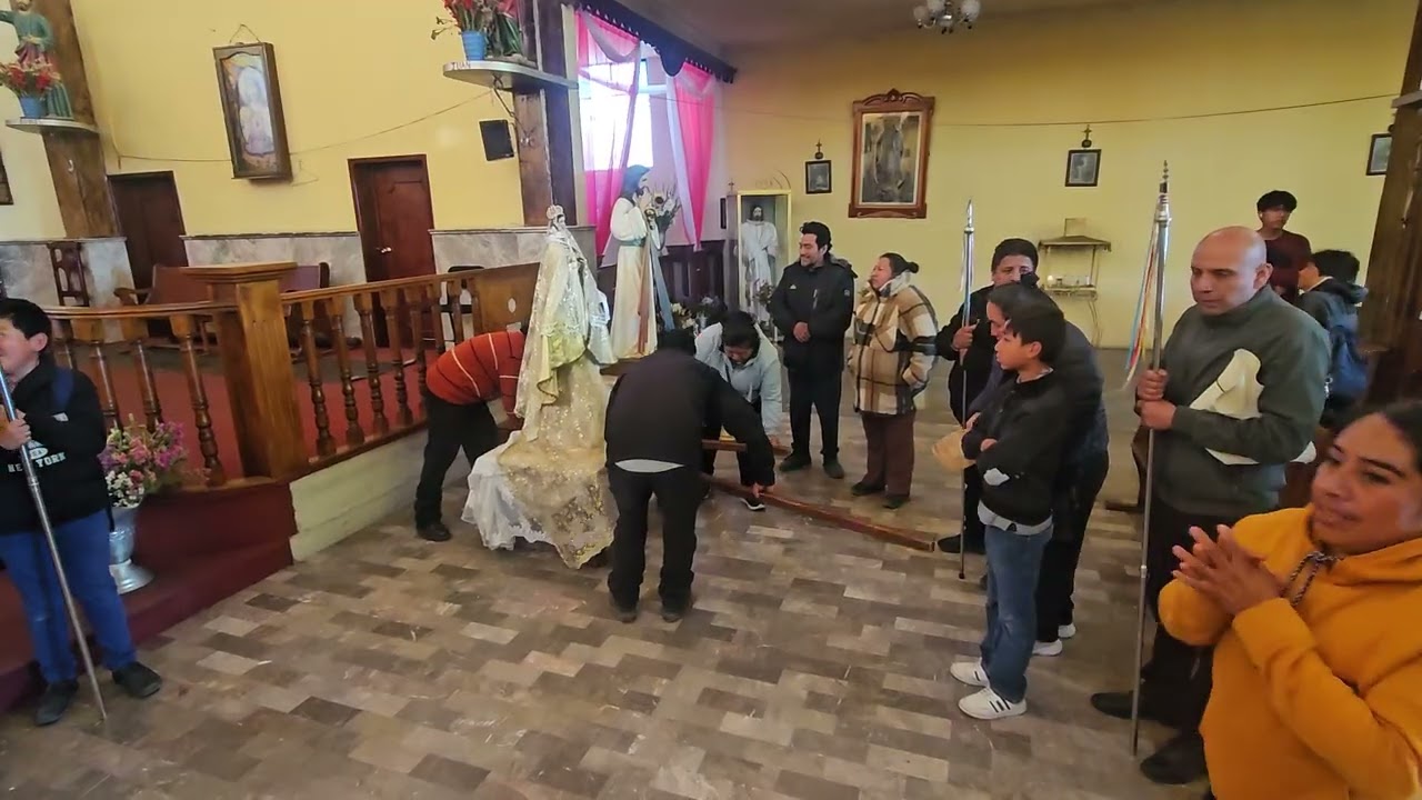 Entrega de Imágenes de la Defensa a porteros al regreso de San Simeon Xipetzinco