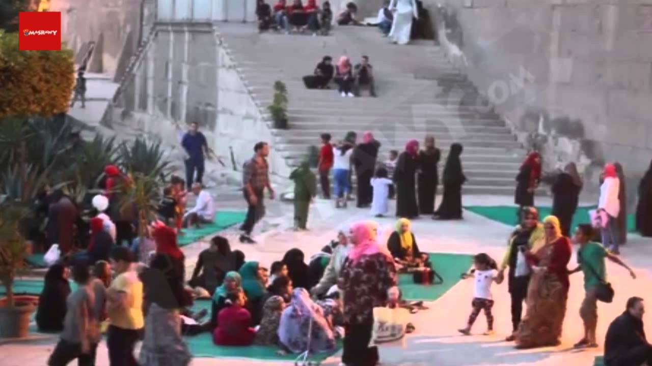 تكبيرات العيد من مسجد السلطان حسن بالقاهرة