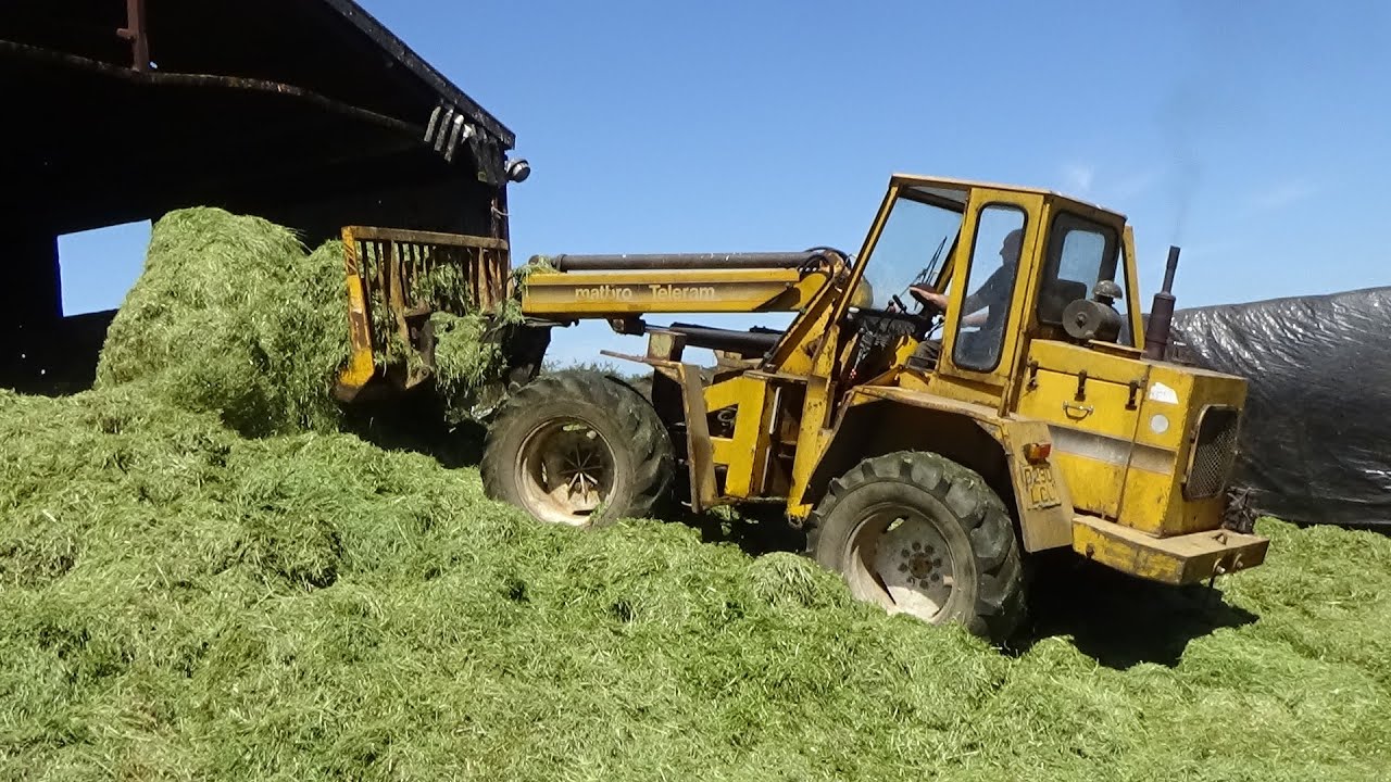 Silage 2020 - Buckraking with Classic Matbro Teleram - Pure Sound!