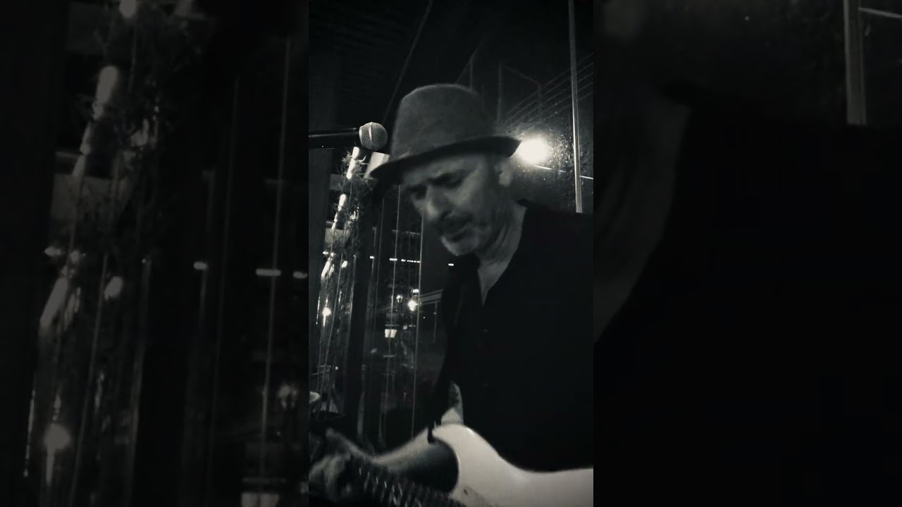 Bon Jovi / Bed of Roses / Davey Woodford  