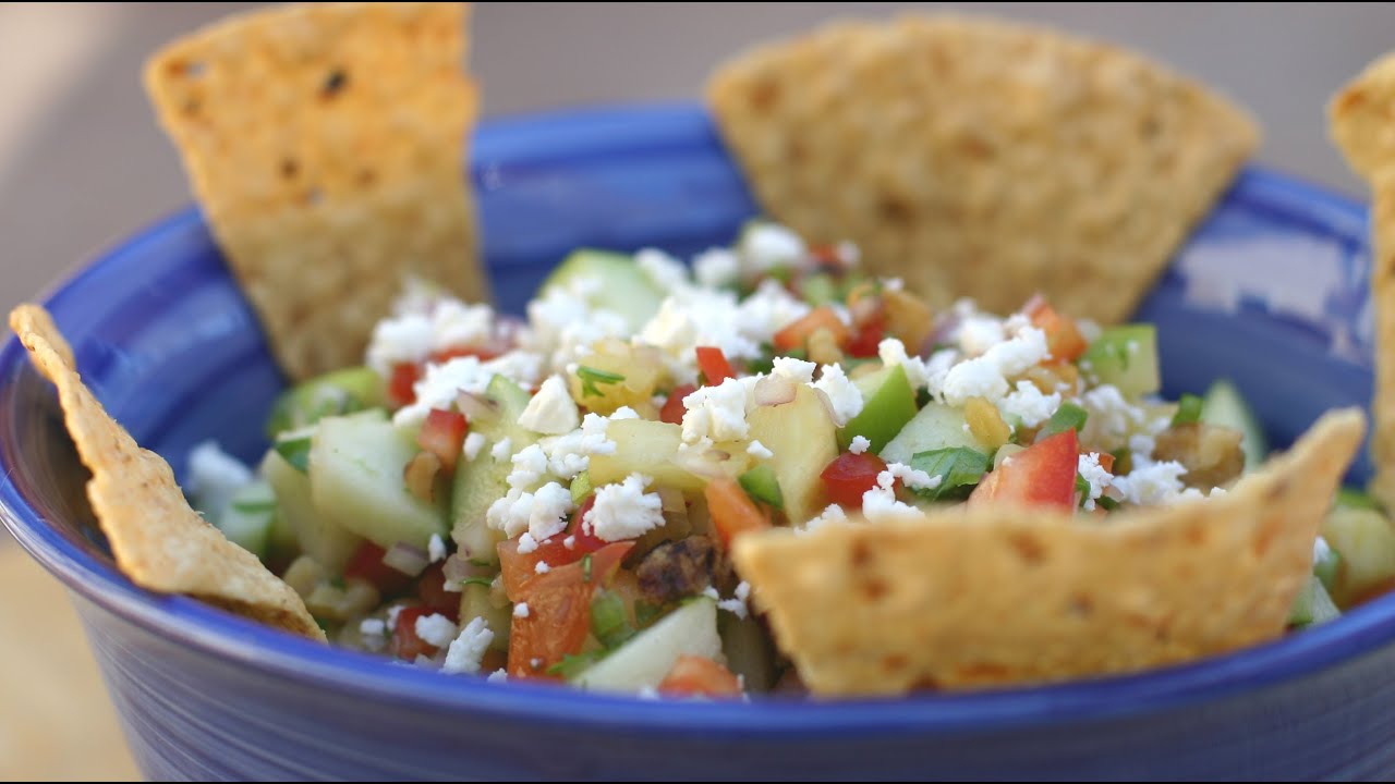 How To Make Pineapple Salsa - Fresh And Delicious! by Rockin Robin