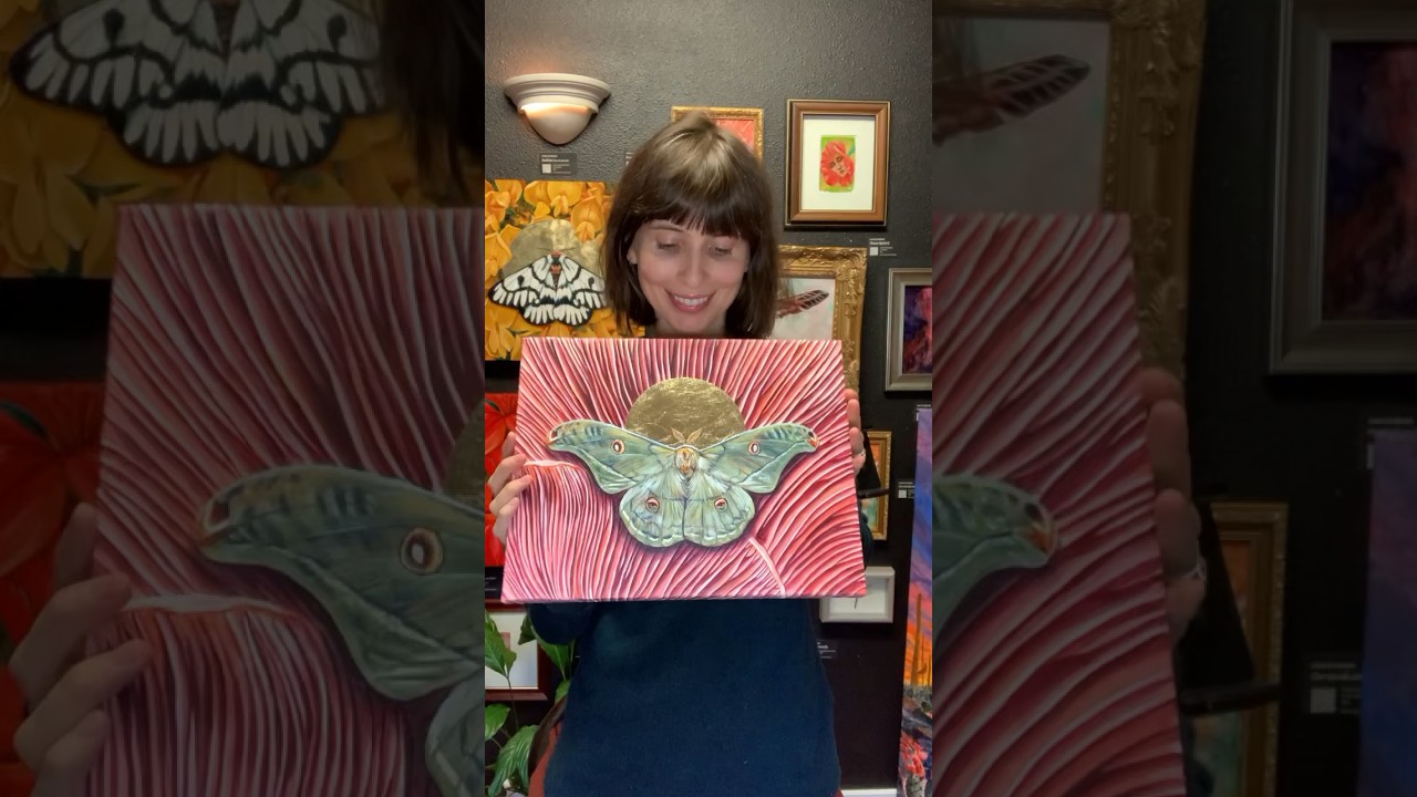 Green moth and mushroom painting! #art #artprocess #painting #acrylicpainting #moth #mushrooms