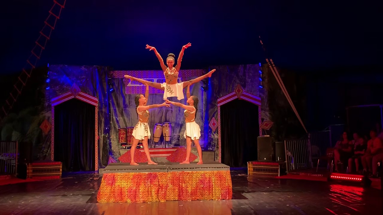 Trio balance full act