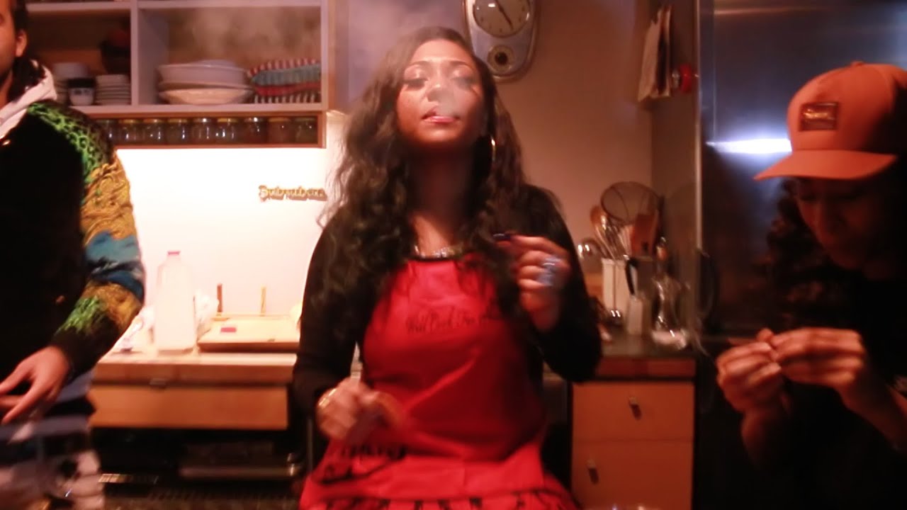 BILLY B - GIRL SCOUT COOKIES OFFICIAL
