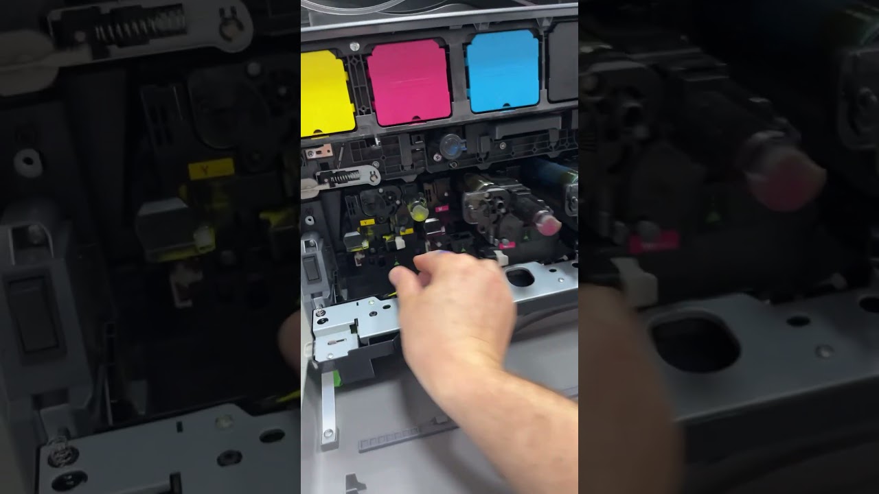 60 sekund z kopiarką SHARP BP-50C26: wymiana bębna i moduł&oacute;w wywołujących CMYK