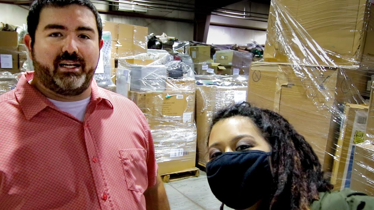 We Went Shopping For More Pallets and Dug Through The Bins  | VLOG | Episode 88