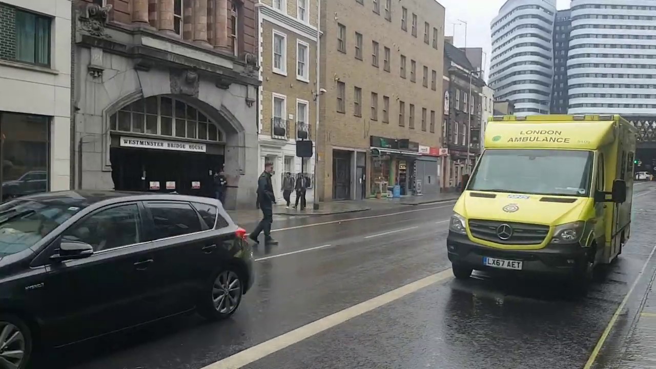 LONDON WALK (2020) --- from LAMBETH NORTH STATION to WATERLOO TRAIN STATION