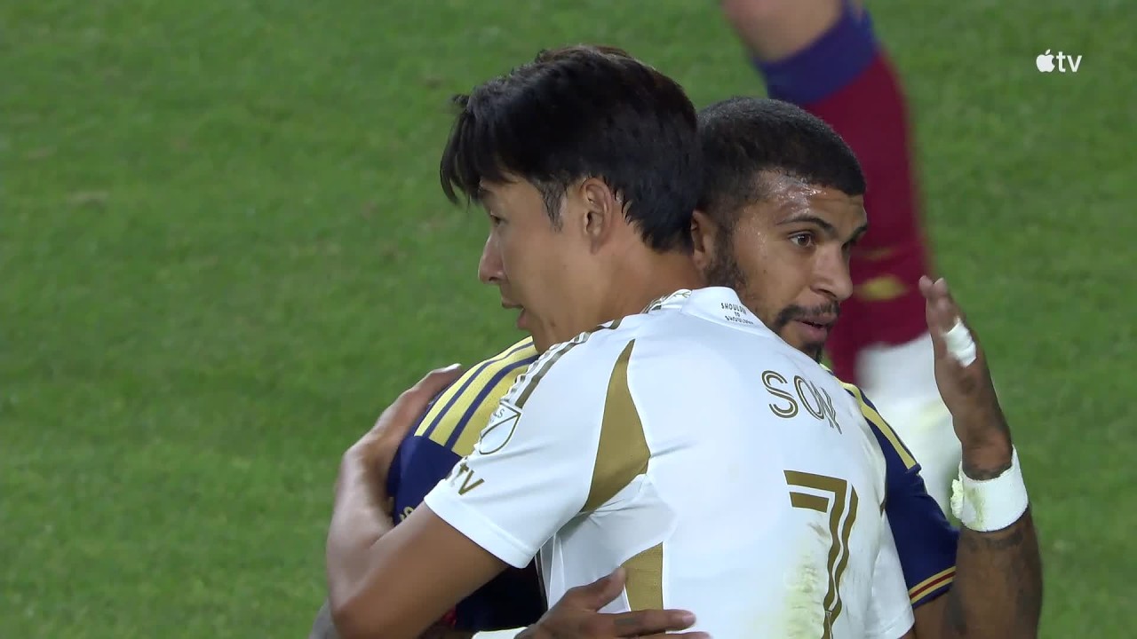 DeAndre Yedlin WILD GOAL-LINE CLEARNACE to deny Son Heung-Min game-winner!