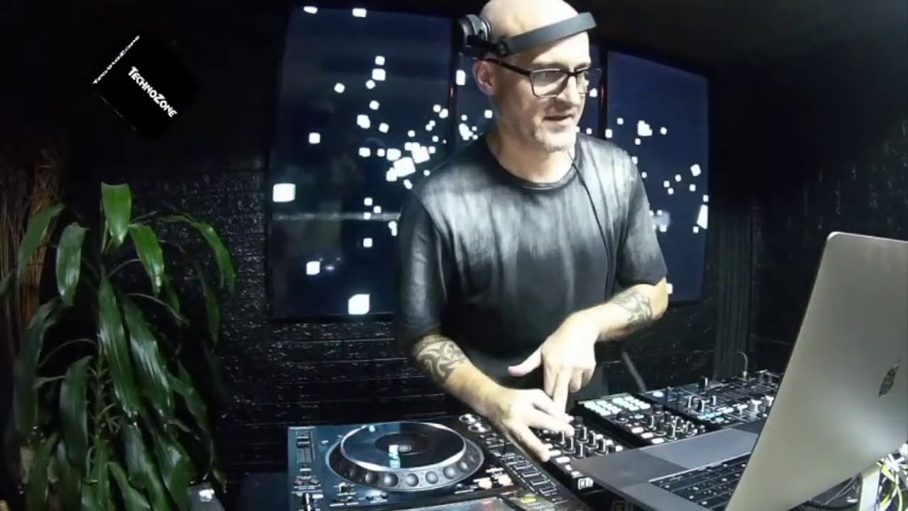 Carlos Manaça Live at Techno Zone [Madrid]