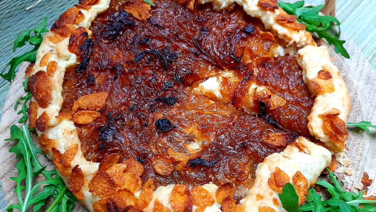 У нас сегодня луковая галета. Это очень вкусно и просто