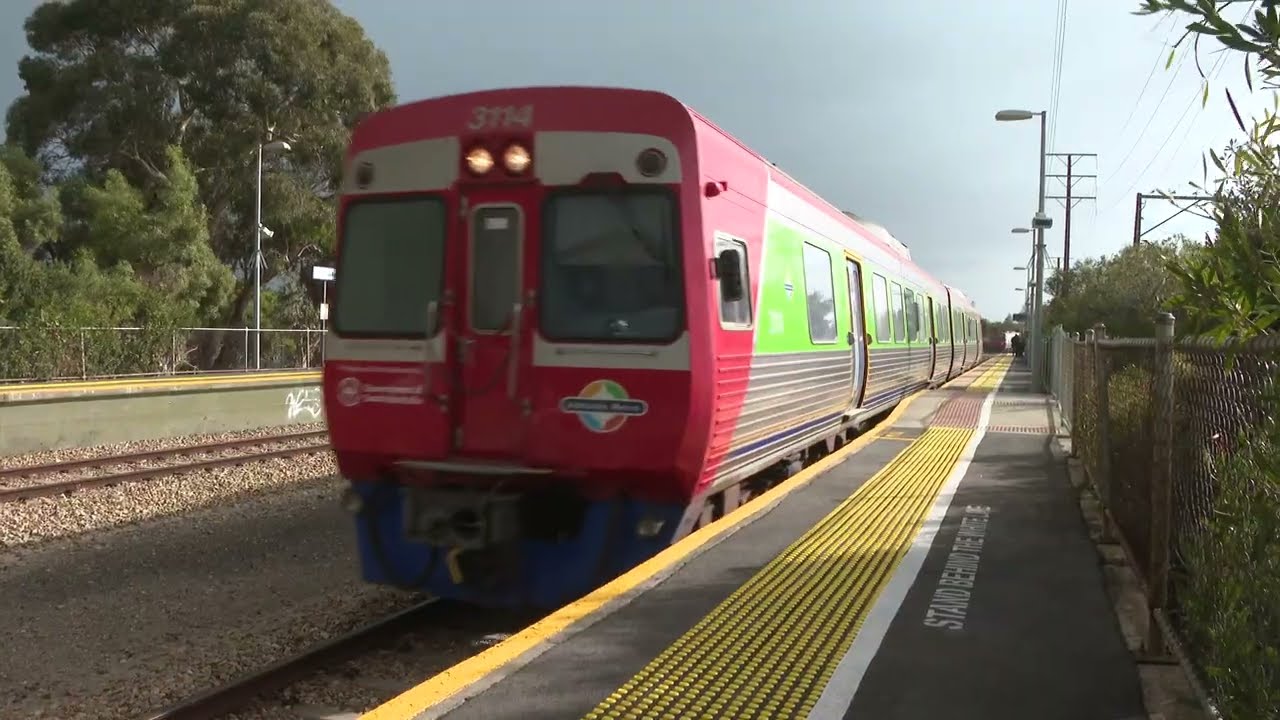Stormy Day Trainspotting at Largs Railway Station | Trains in Winter