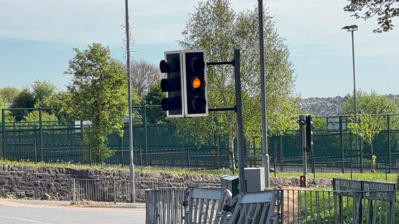 3825 Puffin Crossing Traffic Light in Ford Green Rd Knypersley Rd Norton Ln Endon Rd in Norton/Stoke