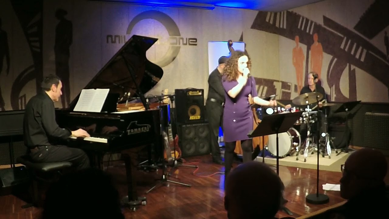 Rachele Amore in &ldquo;We Salute The Night&rdquo; di Kenny Wheeler