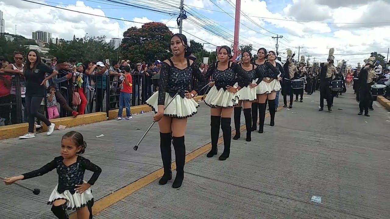 Desfile 15 de septiembre - Instituto Técnico Honduras