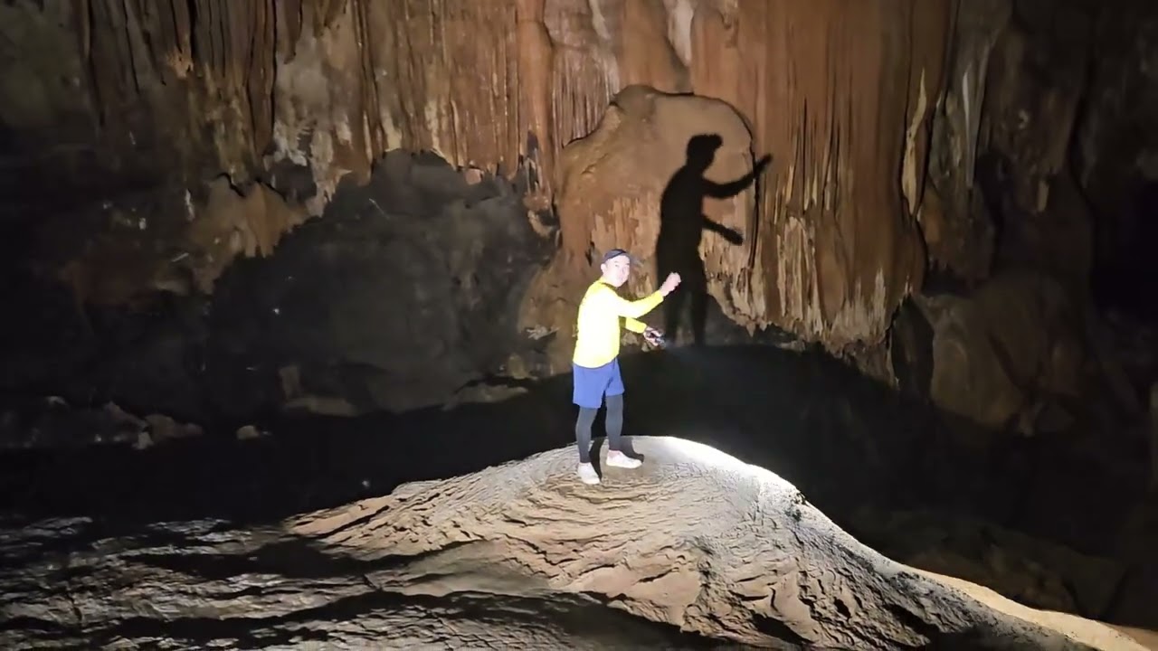 Phong Nha Kayak Tour VN2026