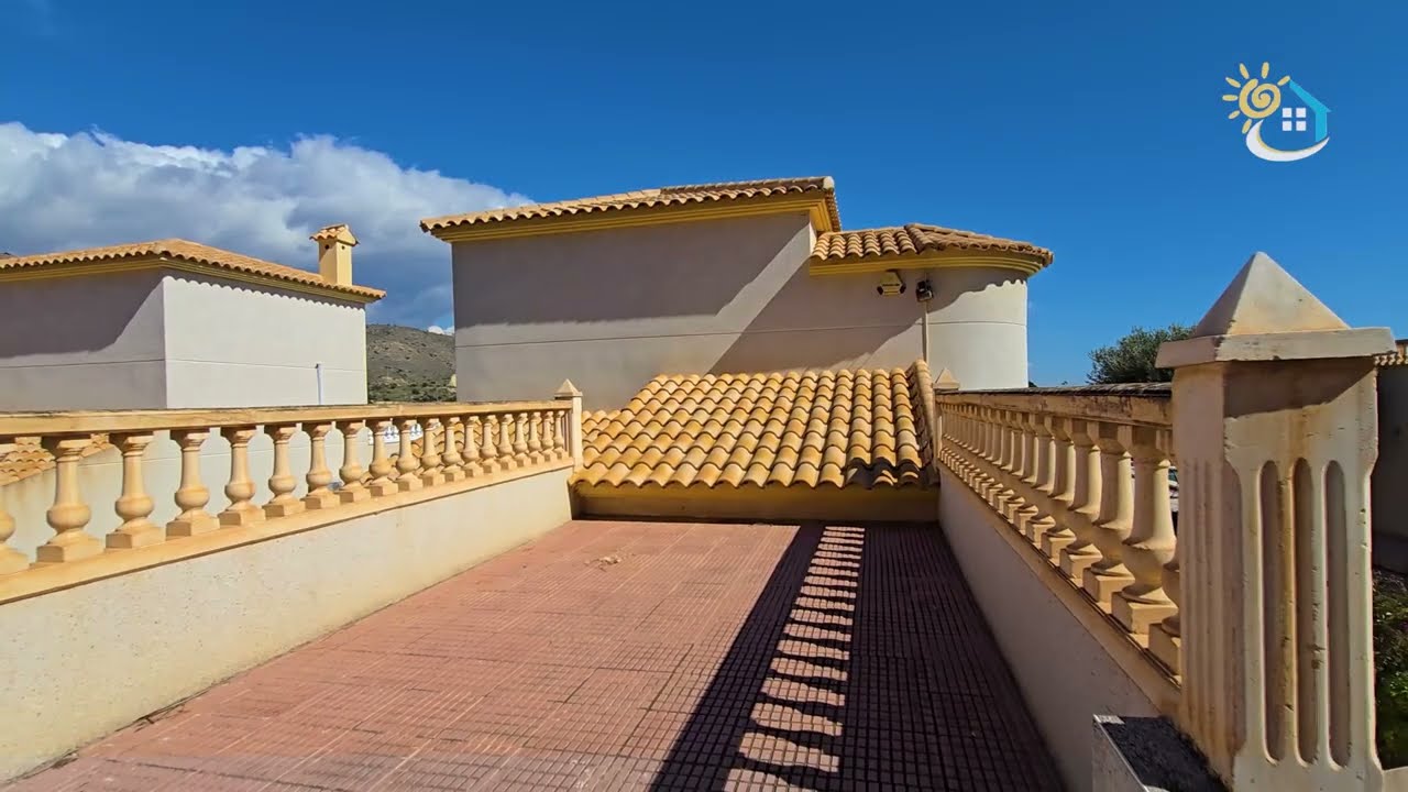 Beautiful presented property with sea & mountain views and private swimming pool