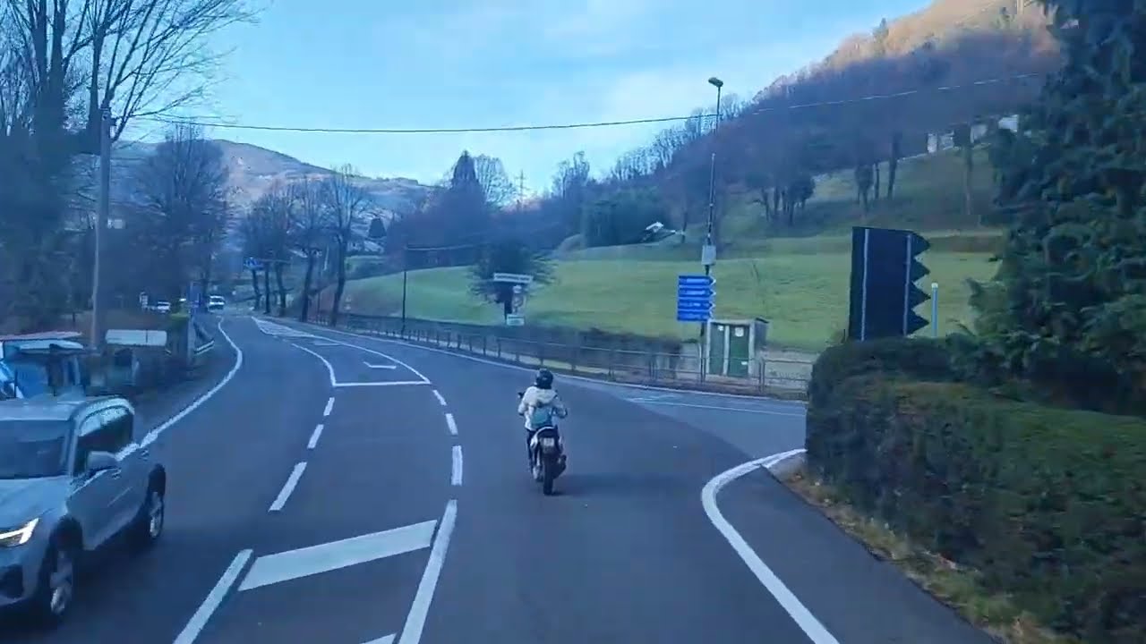 Truck driving Italia europe 