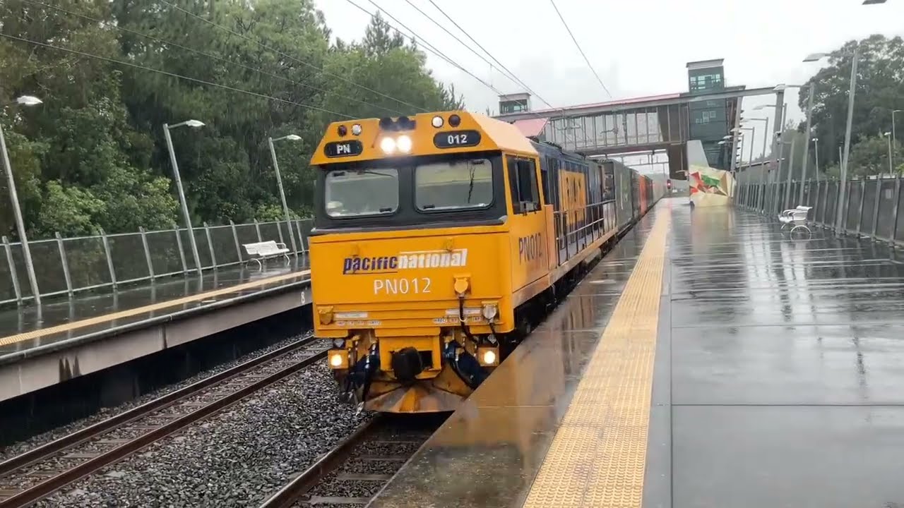 Pacific National 012 Passing Beerburrum Train Station Platform 2