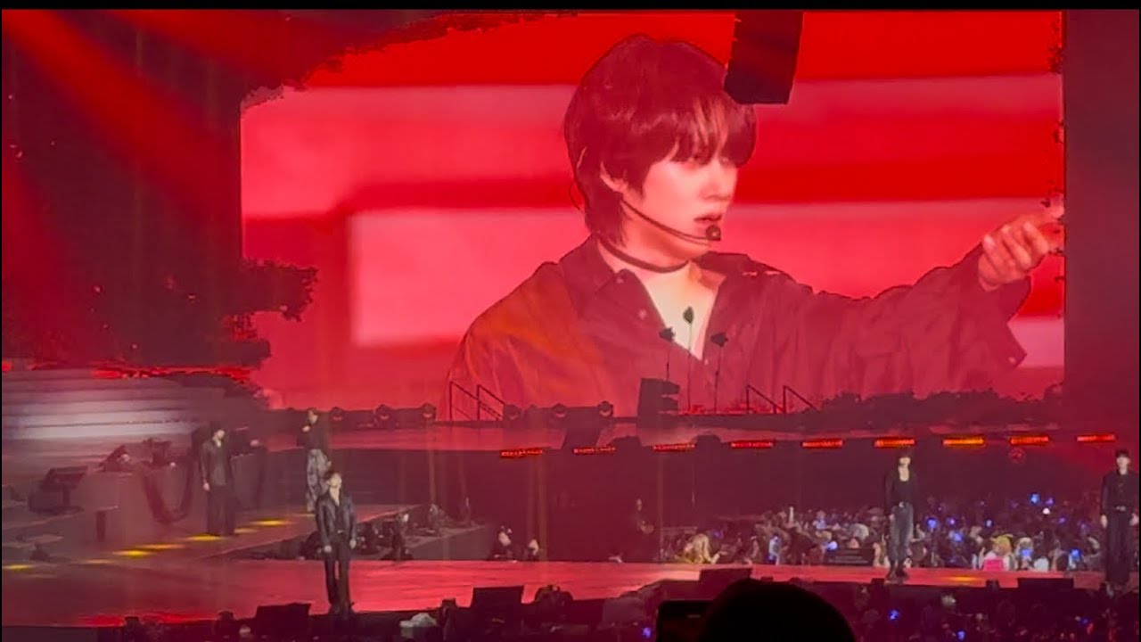 Super show 10 jakarta fan cam “Superman” & “Super Girl” by Super Junior