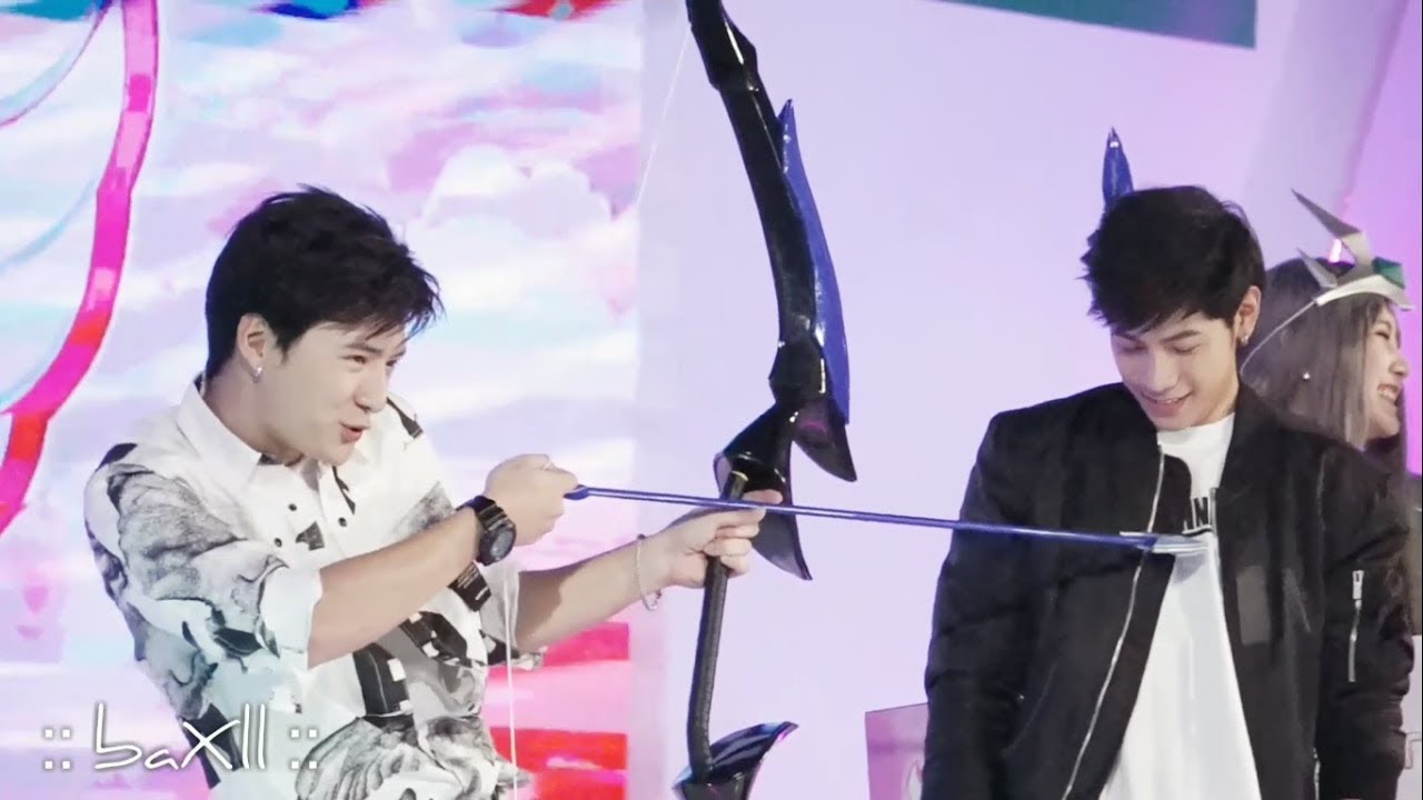 171202 Singto&Krist - OPPO Presents RoV Divas Championship (แข่งเกมบนเวที) @ The EmQuartier