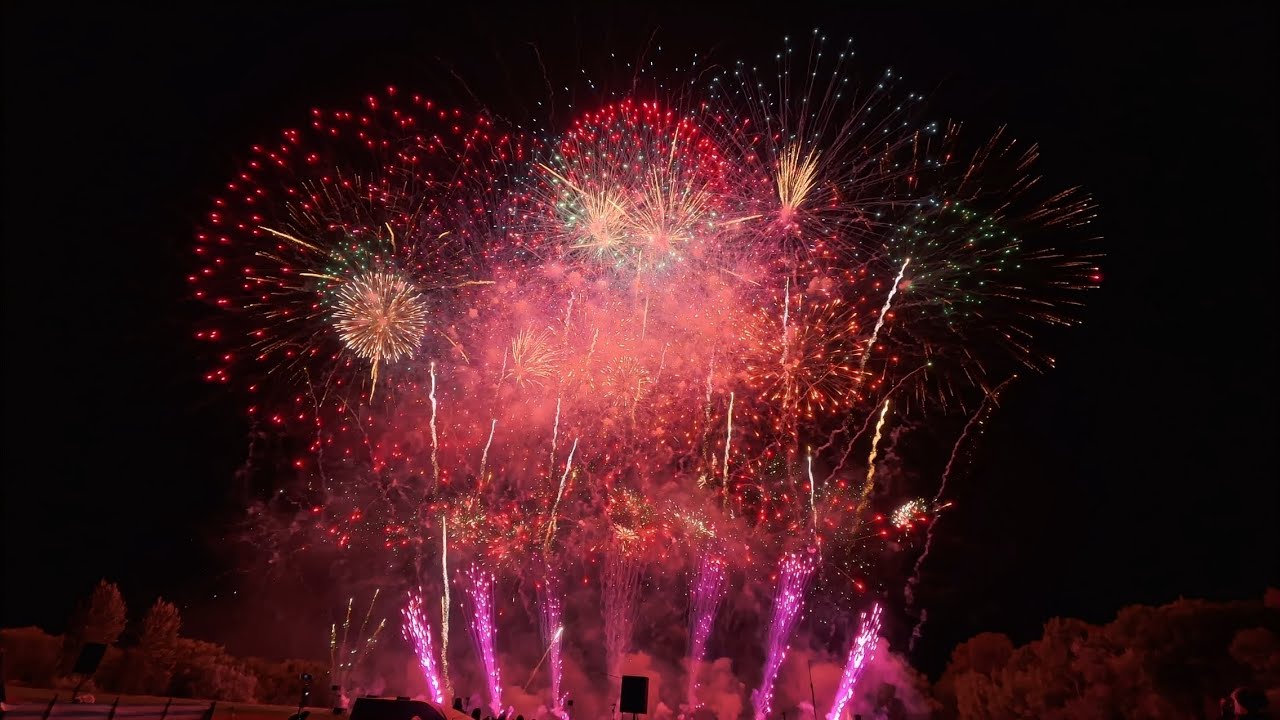 Catton Hall 2025 (Jubilee Fireworks)