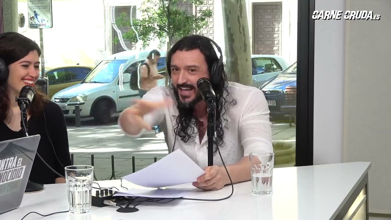 T10x114 - Debatoker con Pilar de Francisco, David Pareja y Violeta Star (CARNE CRUDA)