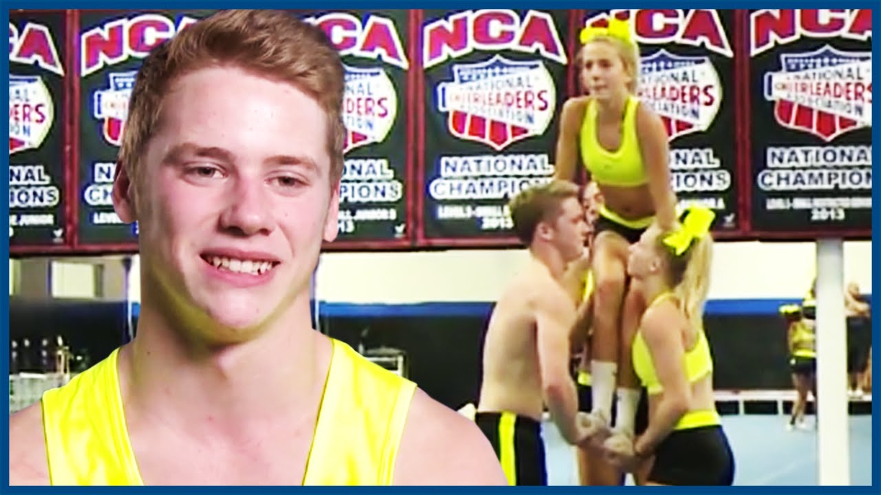 Cheerleaders Season 3 Ep. 2 - The Kiwi