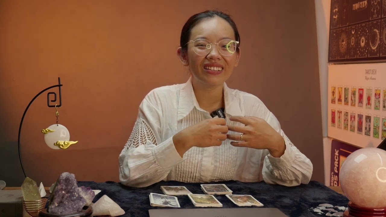 Tại sao nên sử dụng Bộ Bài Oak, Ash & Thorn Tarot Để Xem Công Việc, Sự Nghiệp