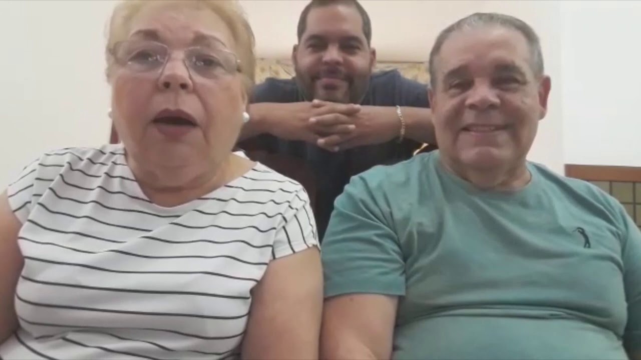 Família levando A Cruz é para Fora | Marcelo Araujo