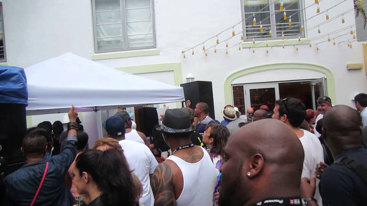 WMC 2013 - Soulistic Music @ Lords Hotel - Dj Black Coffee