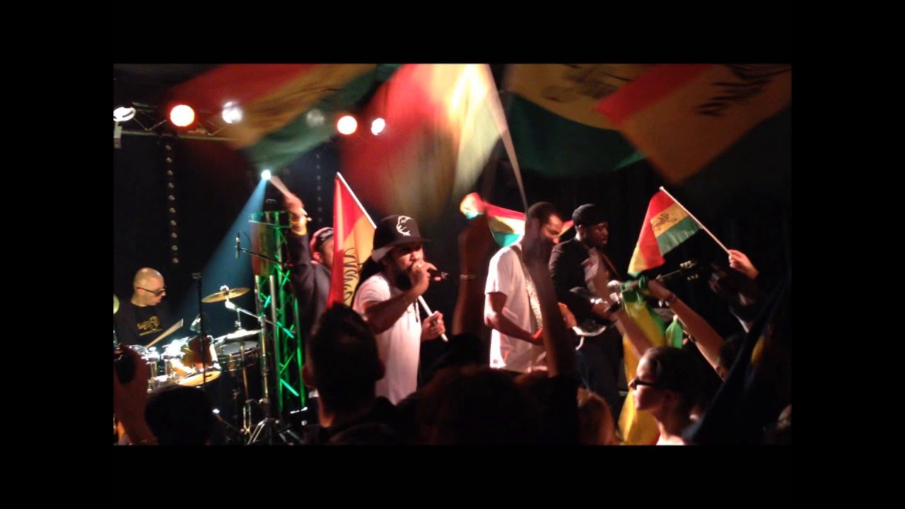 YANISS ODUA - ROUGE JAUNE VERT (Live @ Wattrelos) Nov.2013