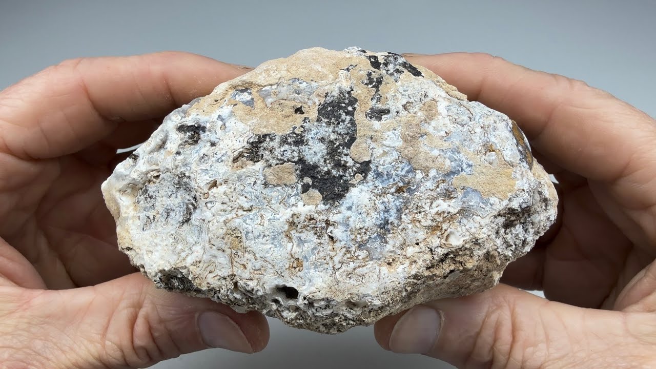 Cutting and Polishing a Balmorhea Texas Mystery Rock 